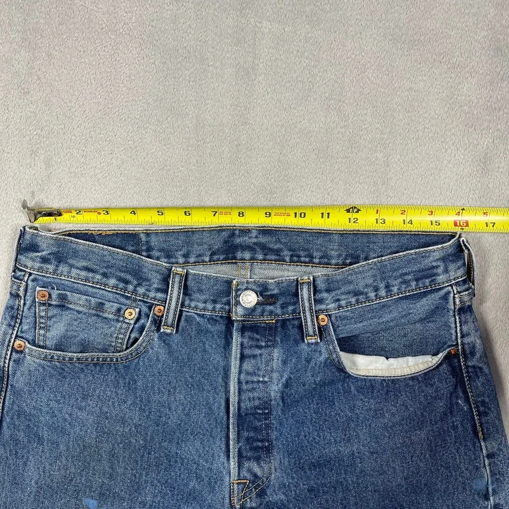 Levi's 501 Original Fit Jeans Men 33(32)x32(30) Blue‎ Straight Leg Button Fly